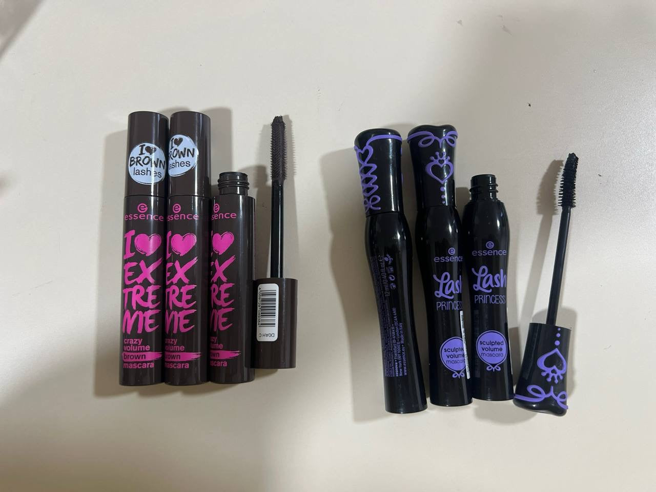 Mascara Essence